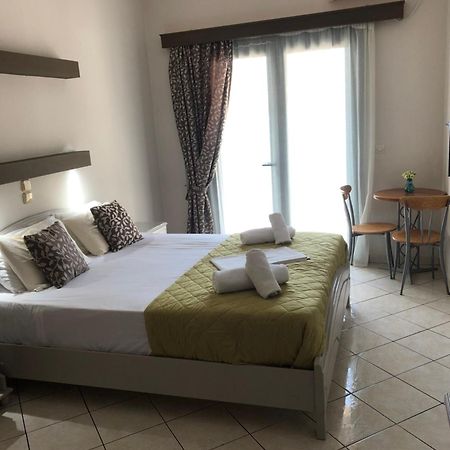 Poseidon Apartments Agia Efimia Bagian luar foto